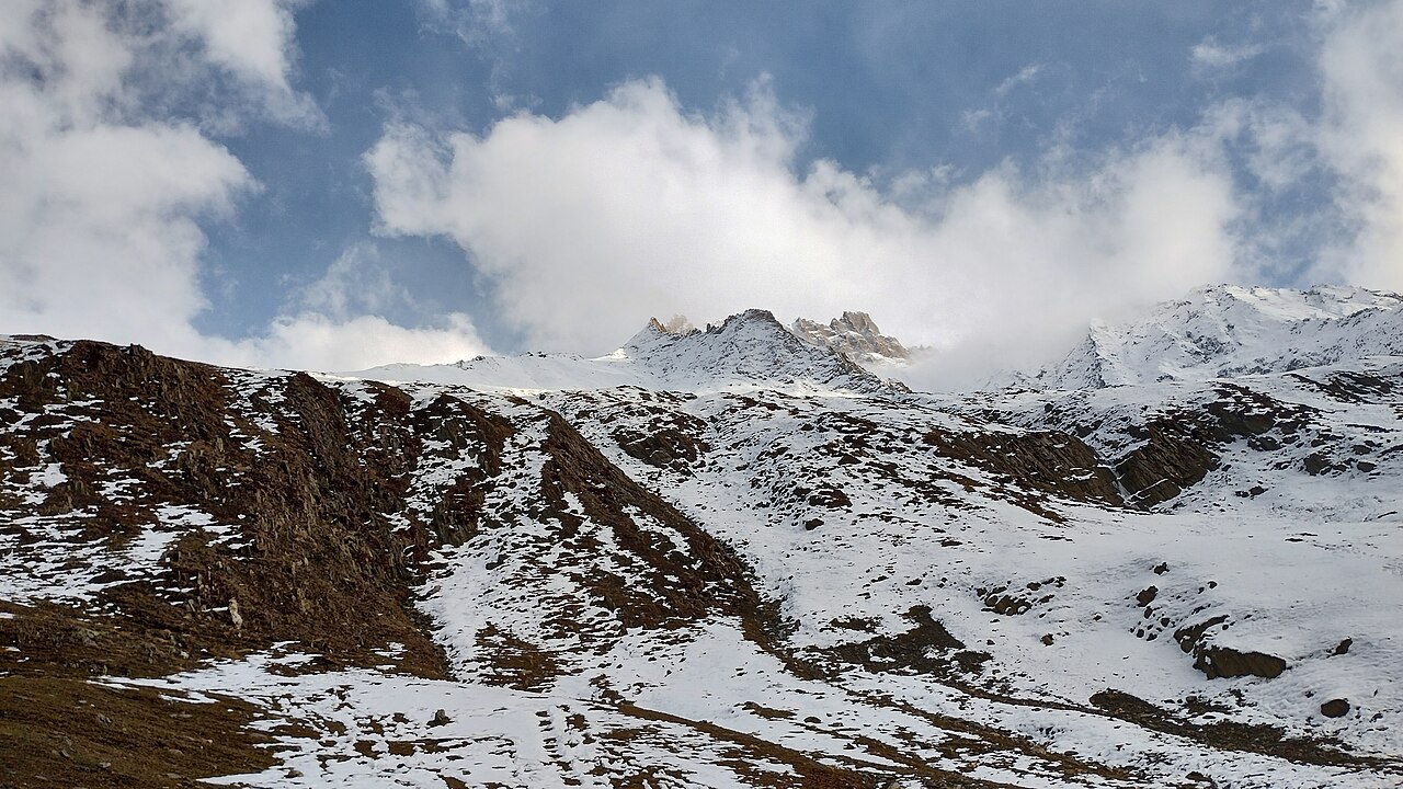 High altitude rocky pass near Zero Point.