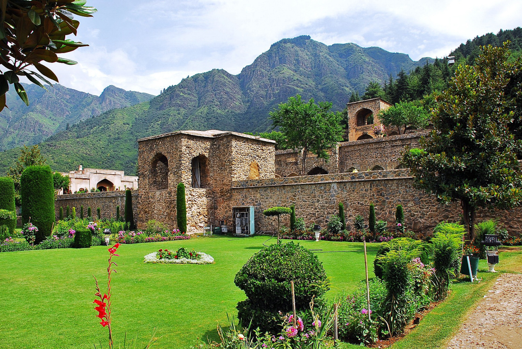 Stone pavilion at Pari Mahal overlooking Srinagar