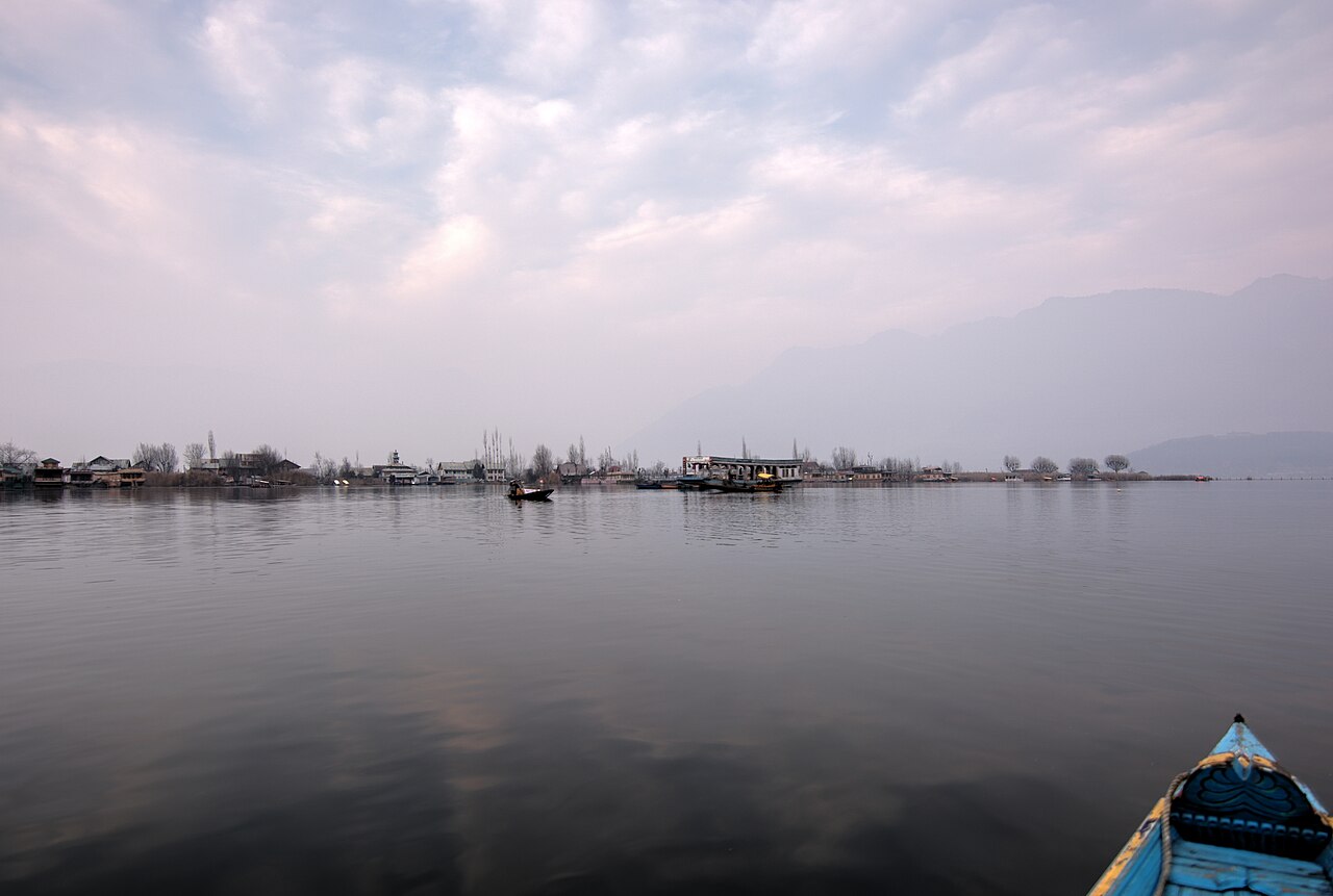 Dal Lake — Coming from Srinagar Airport