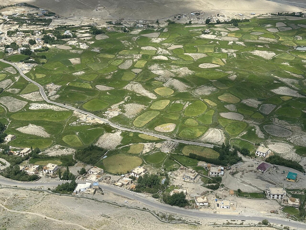 A view of the town of Kargil nestled in a valley