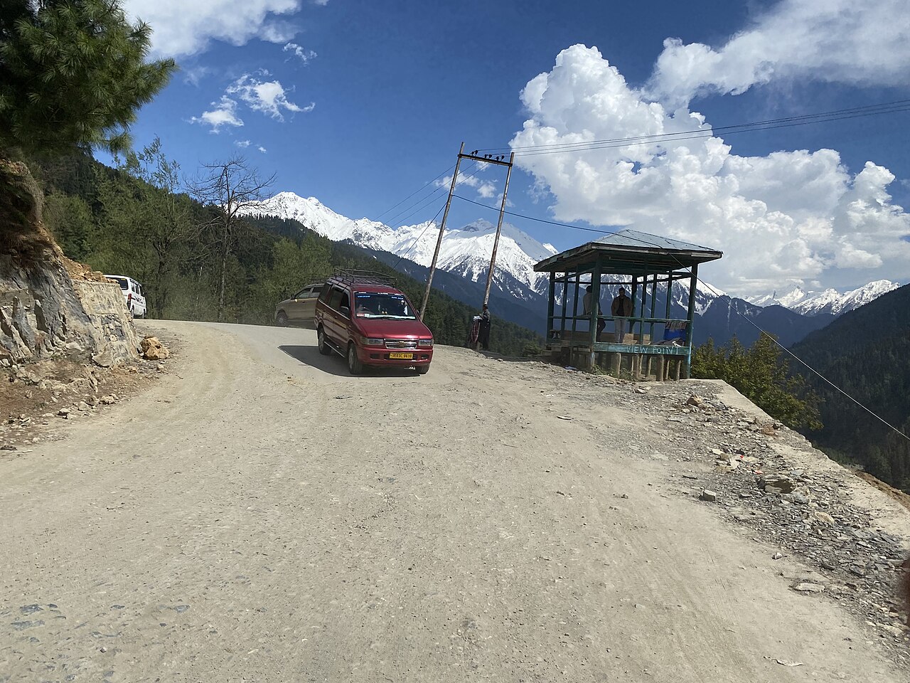 Winding road leading into Aru Valley