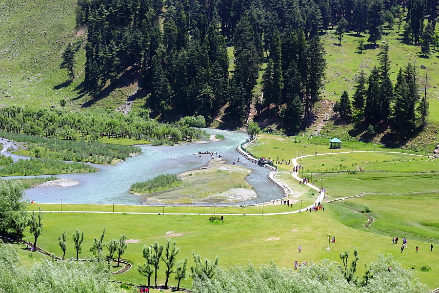 Betaab Valley — Recommended Pacing for a Family Trip