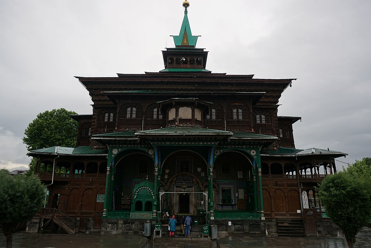 Traditional wooden houses along the Jhelum River in Srinagar