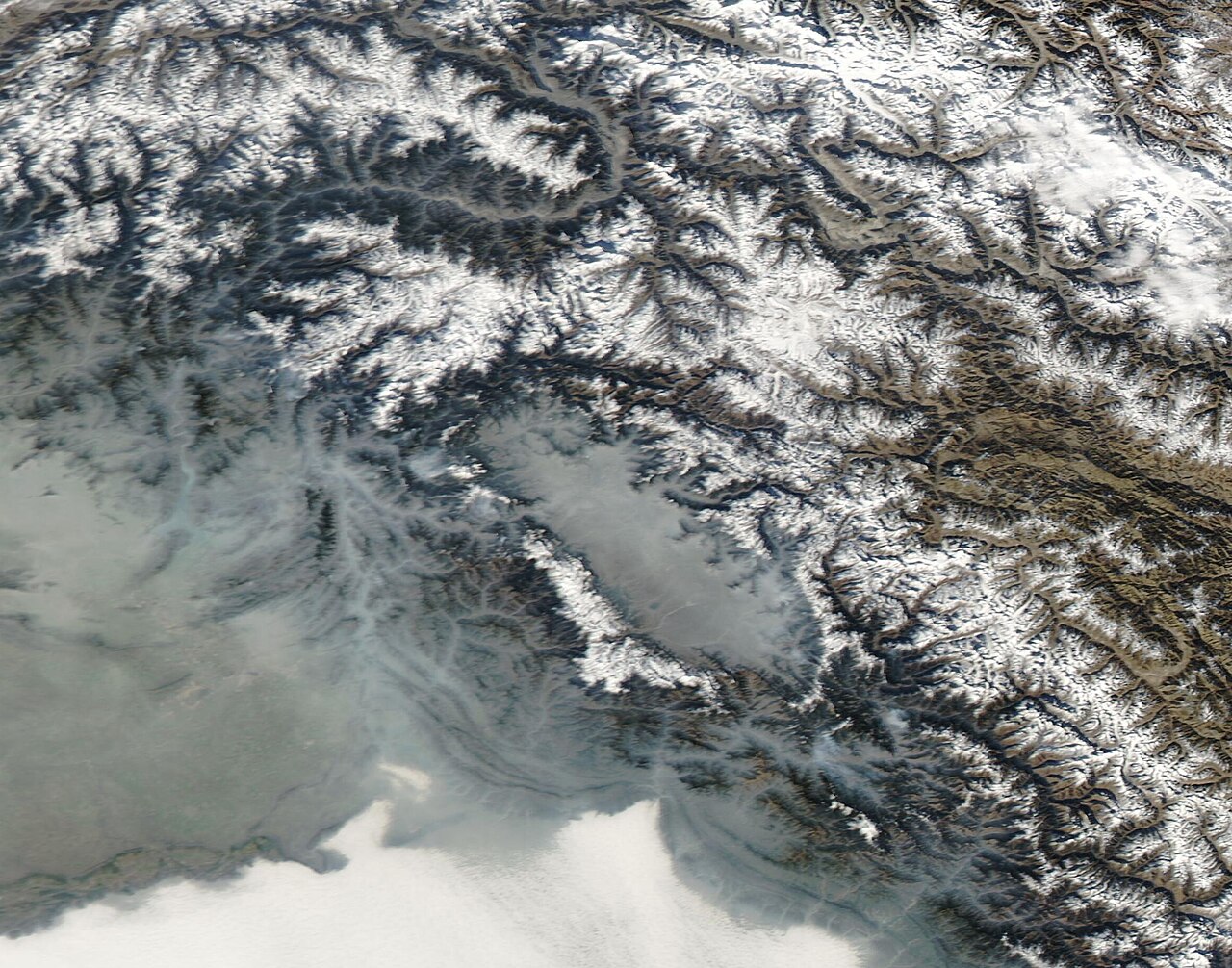 Daksum — Road Conditions to Expect