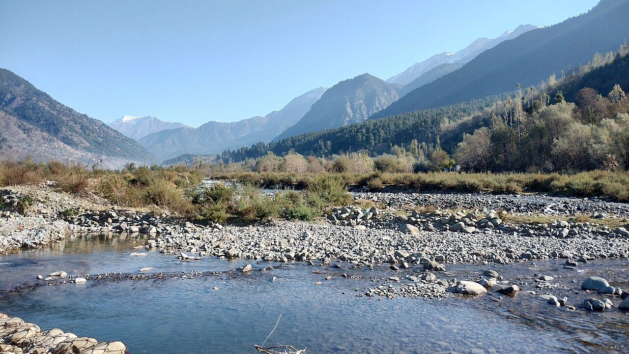 Yusmarg — Best Weather for Outdoor Activities