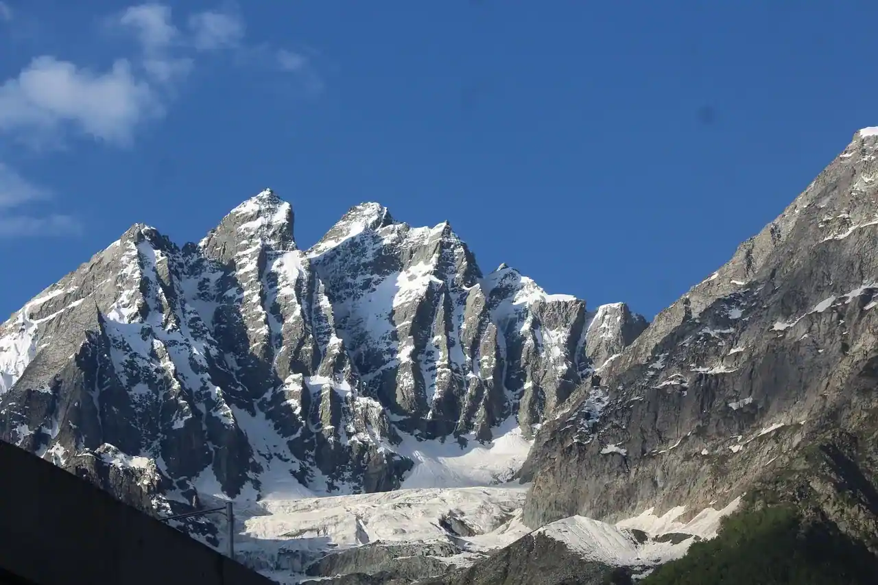 Sonmarg in summer — view 1, Ganderbal district, Kashmir