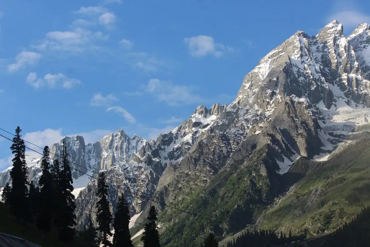 Sonmarg in summer — view 3, Ganderbal district, Kashmir
