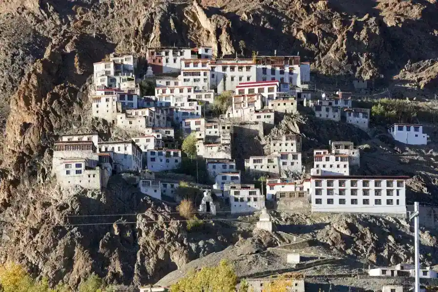 Zanskar Valley in summer — view 2, Kargil district, Ladakh